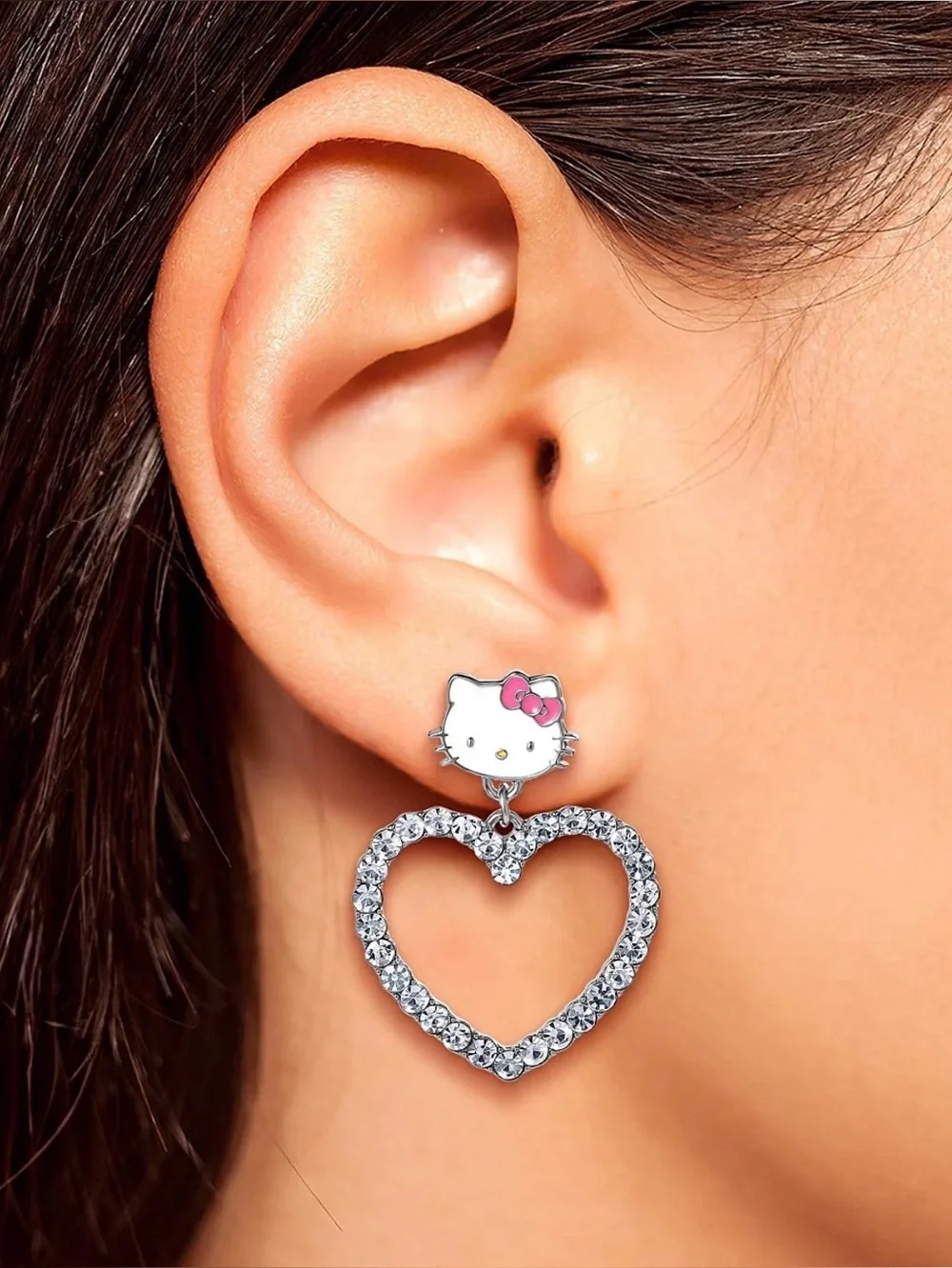 Hello Kitty sparkling rhinestone